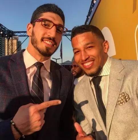 足球——欧罗巴联赛：法兰克福晋级八强