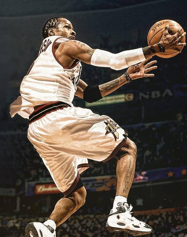 图赫尔：贝林厄姆被换下时很沮丧？因为他有一张黄牌