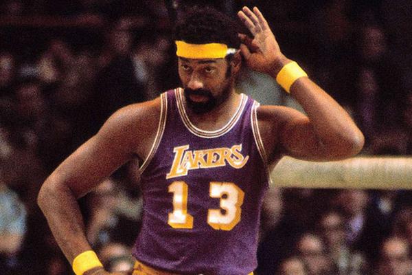 曾凡博赛季首秀砍18分 5记三分加2次封盖