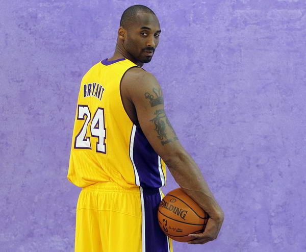 英超曼城与白礼顿赛和2：2 森林4：2赢叶士域治