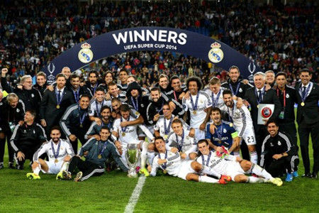 详解棒球规则中的同时发生原则当跑垒触垒与守备触杀无法肉眼区分