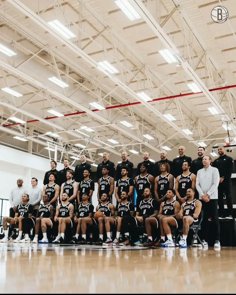 早报：求一个全是名场面的评论区