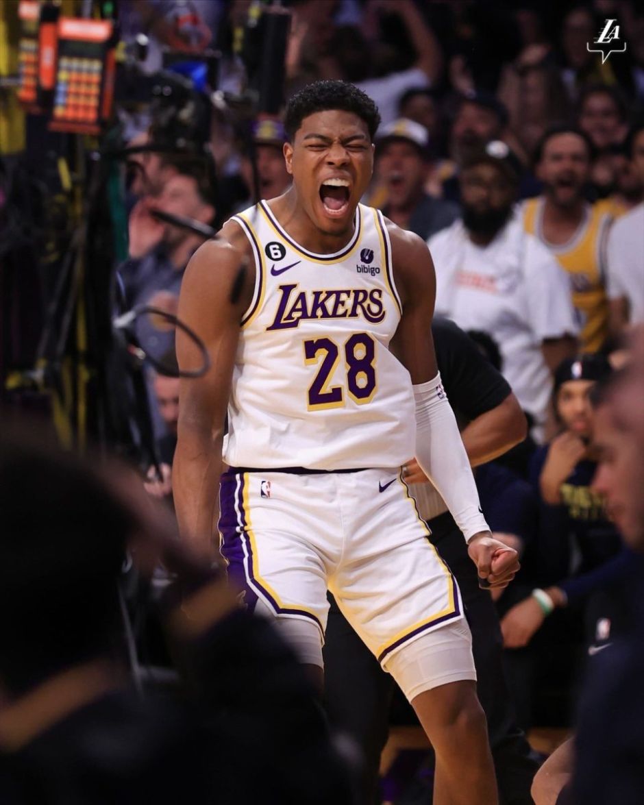 杜兰特布克合砍71分新援21+11 太阳力克活塞