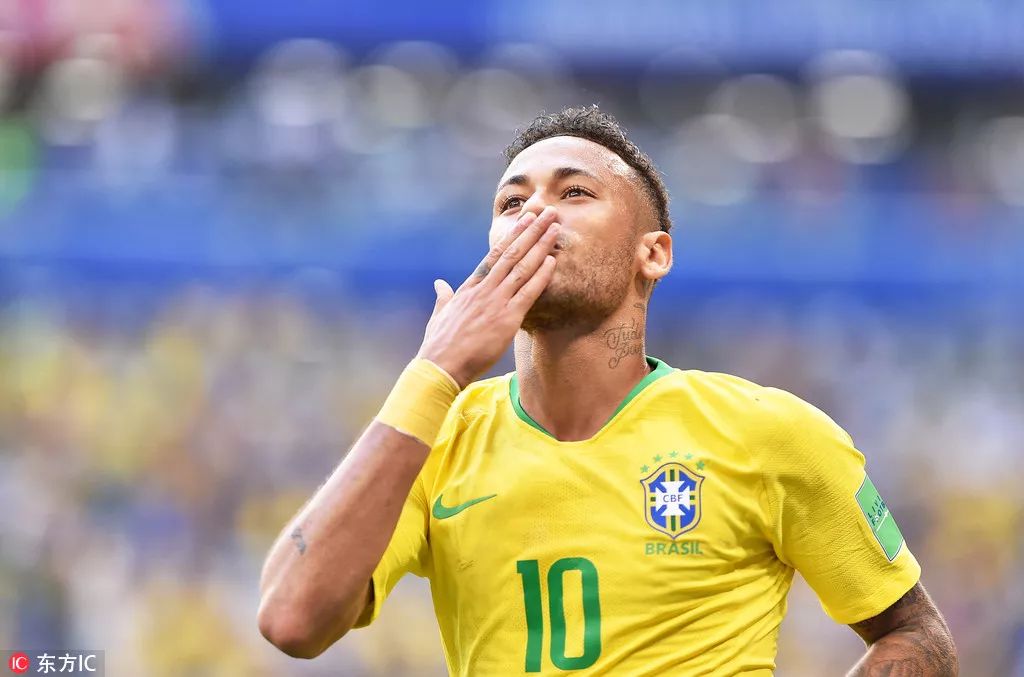 卢谈哈登本场首发：有时候需要阻止他继续上场，但他明白球队现在的赛程压力