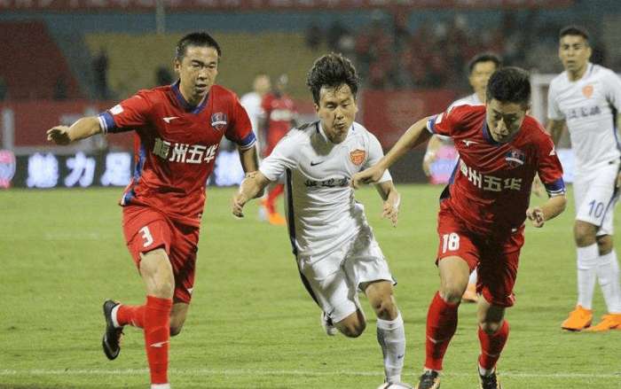 曼城2.25亿&皇马0！阿斯：曼城大肆挥霍买人 皇马伤兵满营却0引援